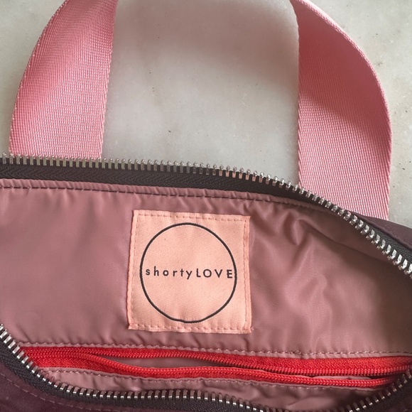 shortyLOVE Amuse Medium Crossbody Bag Army Green Zipper Adjustable Removable Str - Picture 3 of 3